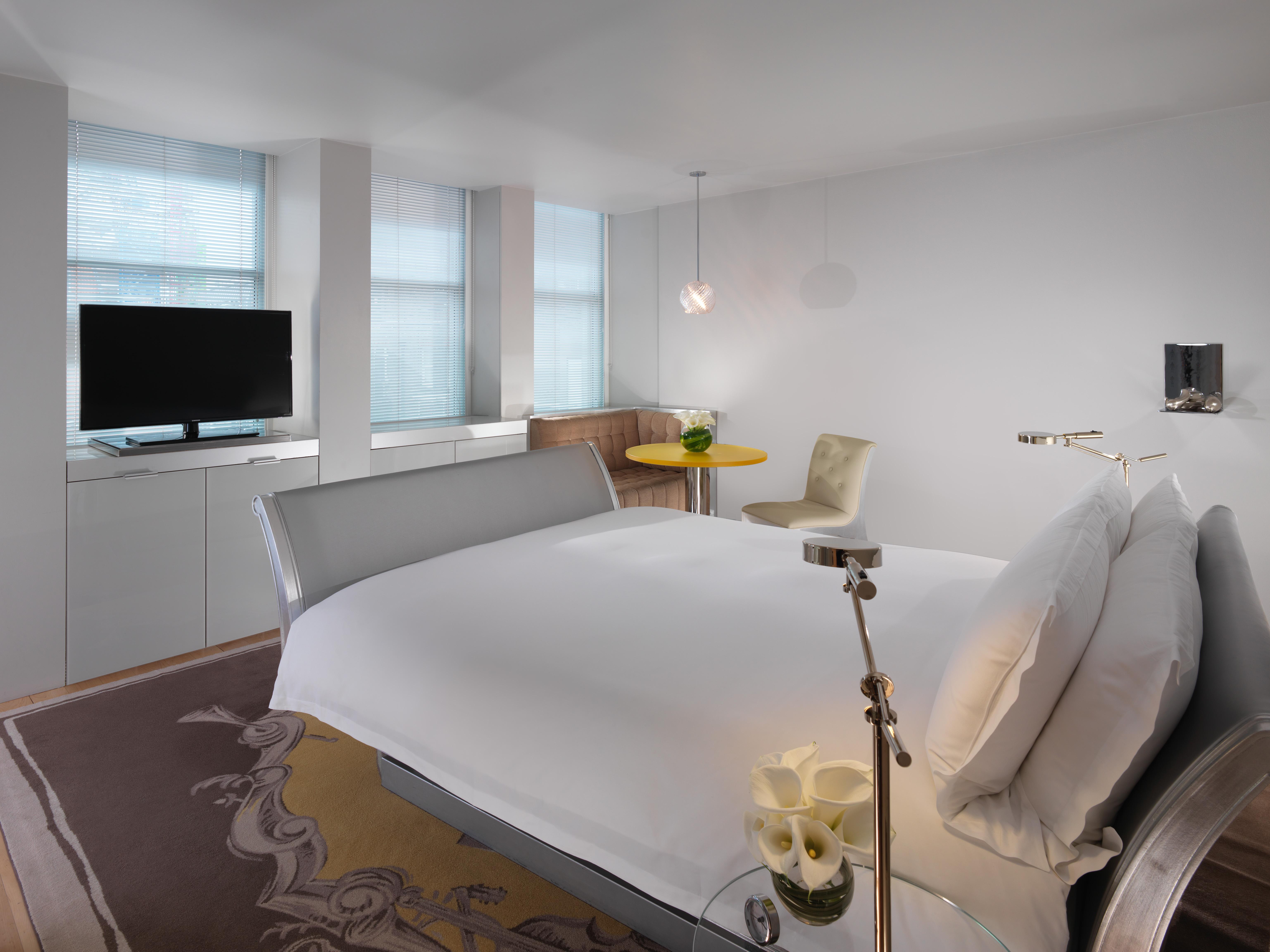 Sanderson London Kültér fotó A room at the hotel