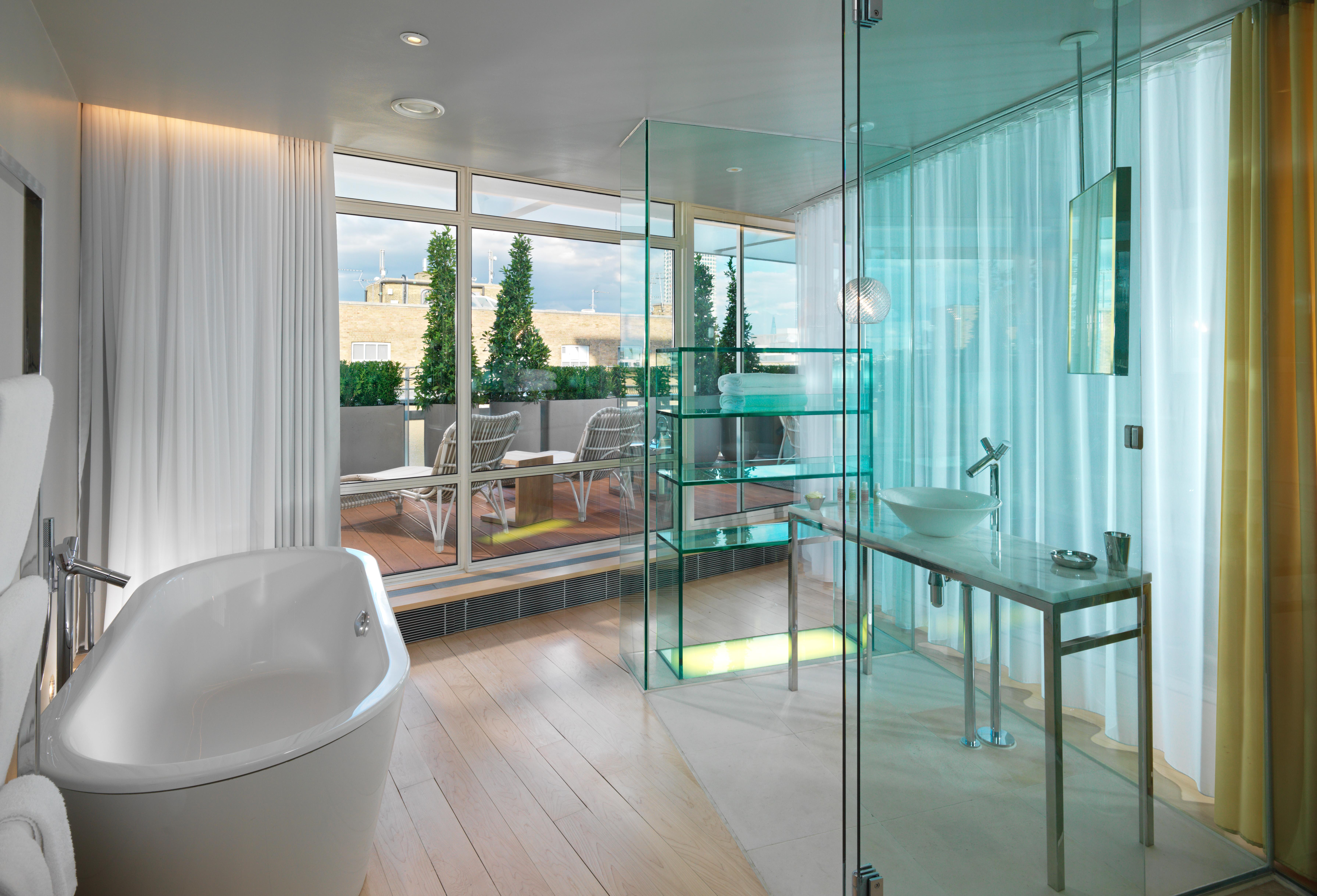 Sanderson London Kültér fotó Bathroom